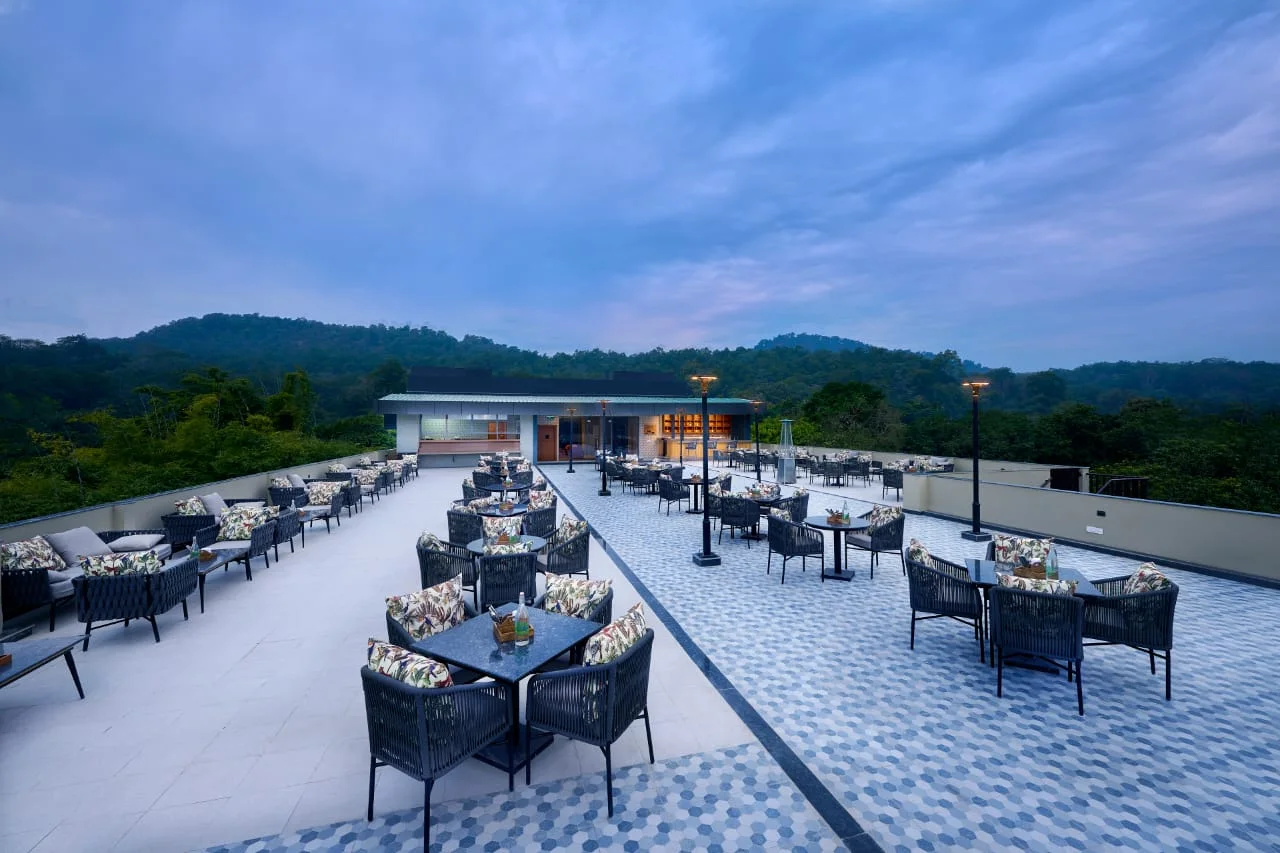 ABN Sarovar Portico, Jim Corbett Dhikuli — Outdoor seating